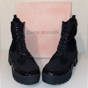 💕💖Cape Robbin Platform Boots💖💕